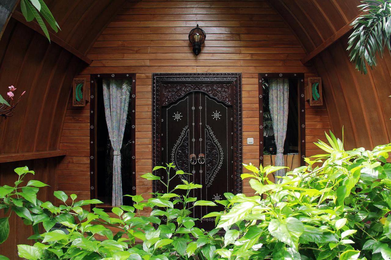 Banana Leaf Bungalow Gili Trawangan Exterior foto